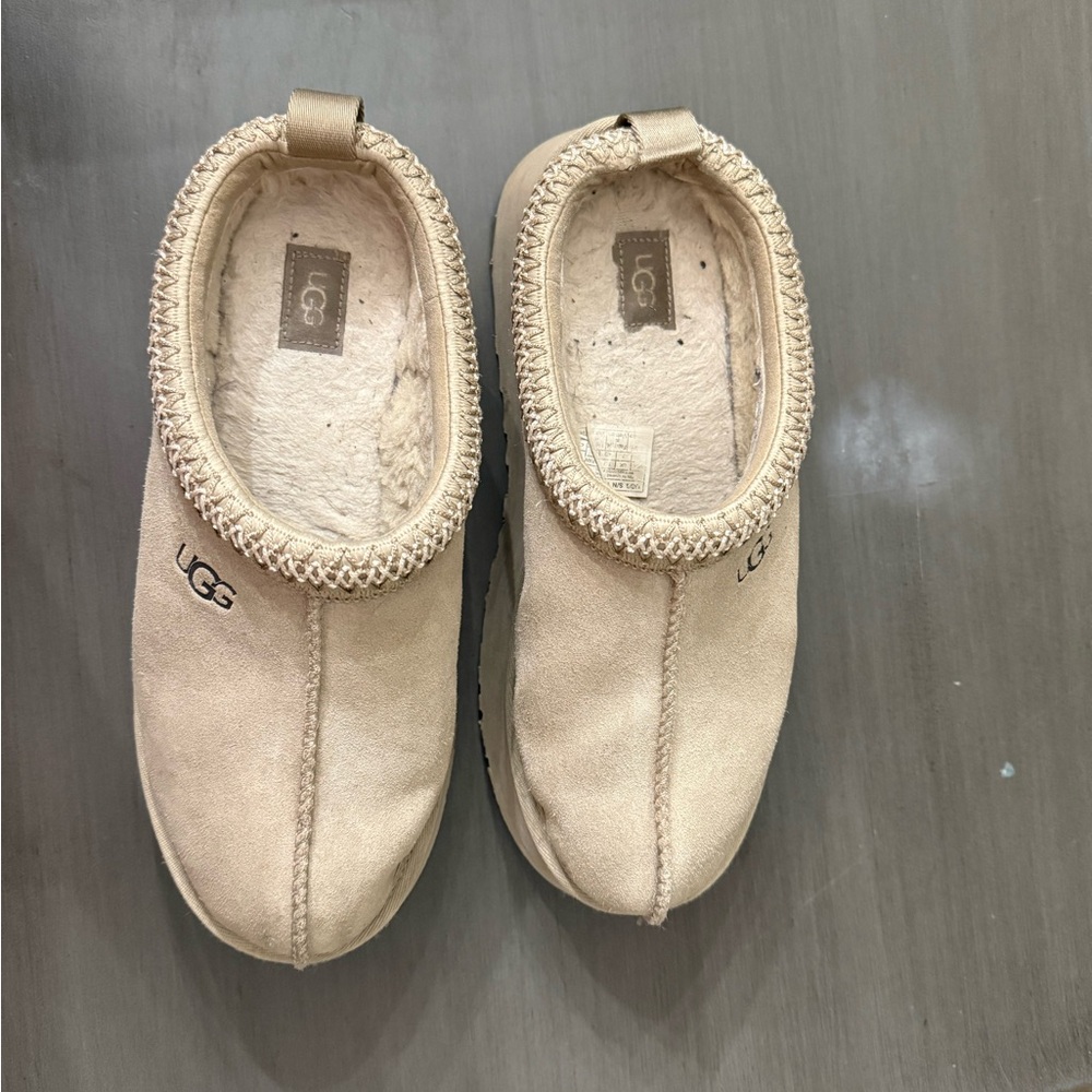 Ugg Slippers - image 3